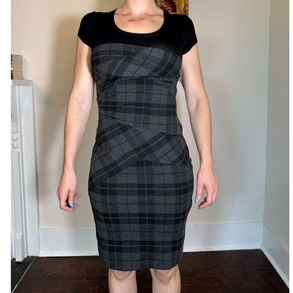 Y2K BCBGMaxazria Plaid School Girl Dress Size 4 - Picture 1 of 5